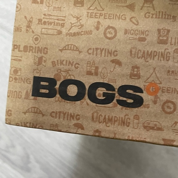 BOGS Black Waterproof Boots Kids - Picture 7 of 9